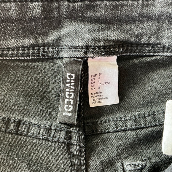H&M Dark Gray Vintage Wash Skinny Jeans 8 - Picture 5 of 12